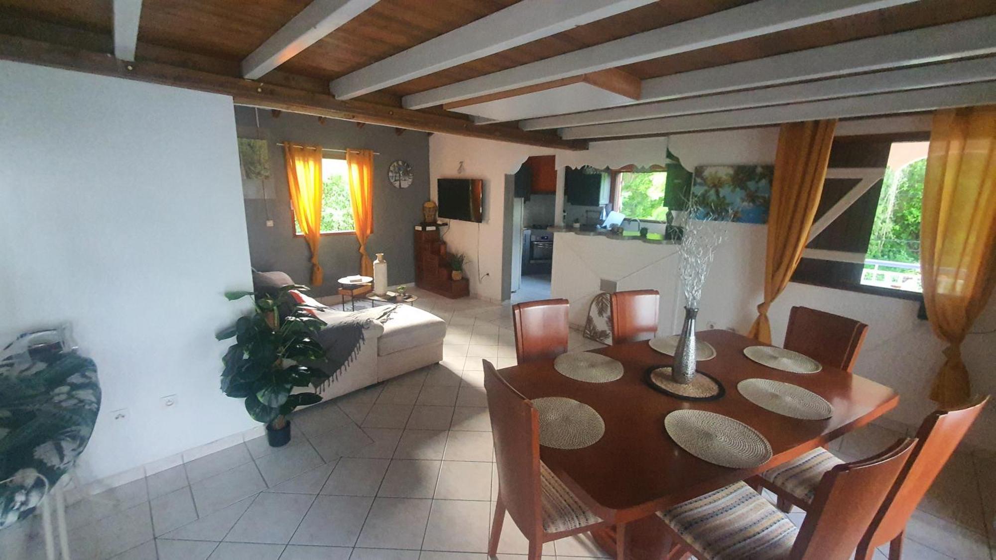 Au Coeur De Douenel Bouillante Cheques Vacances Acceptees Esterno foto